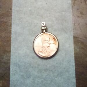 Lincoln Penny Smokin' Necklace Charm🎗